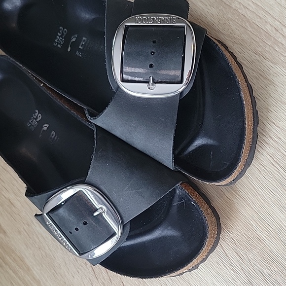 Birkenstock MADRID Big Buckle Oiled Leather sandals - Picture 3 of 7